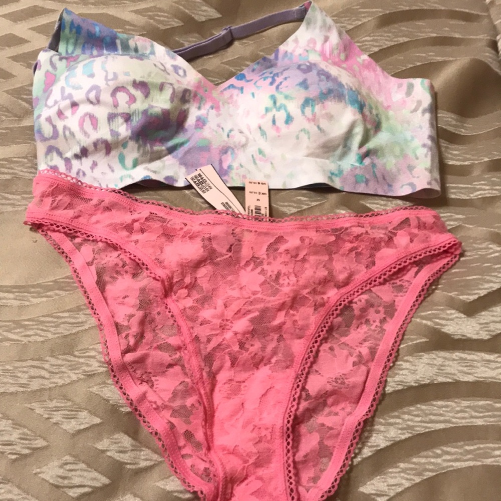 Victoria’s Secret soft as silk bralette